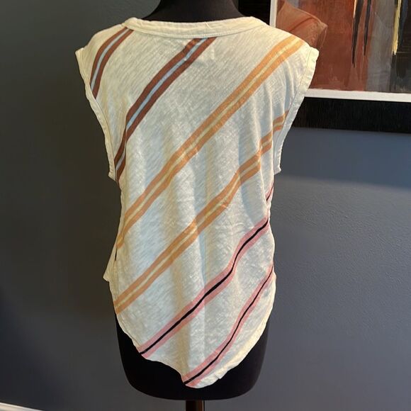 Lou & Grey slub diagonal stripe curved hem tank. Medium. - Picture 4 of 5